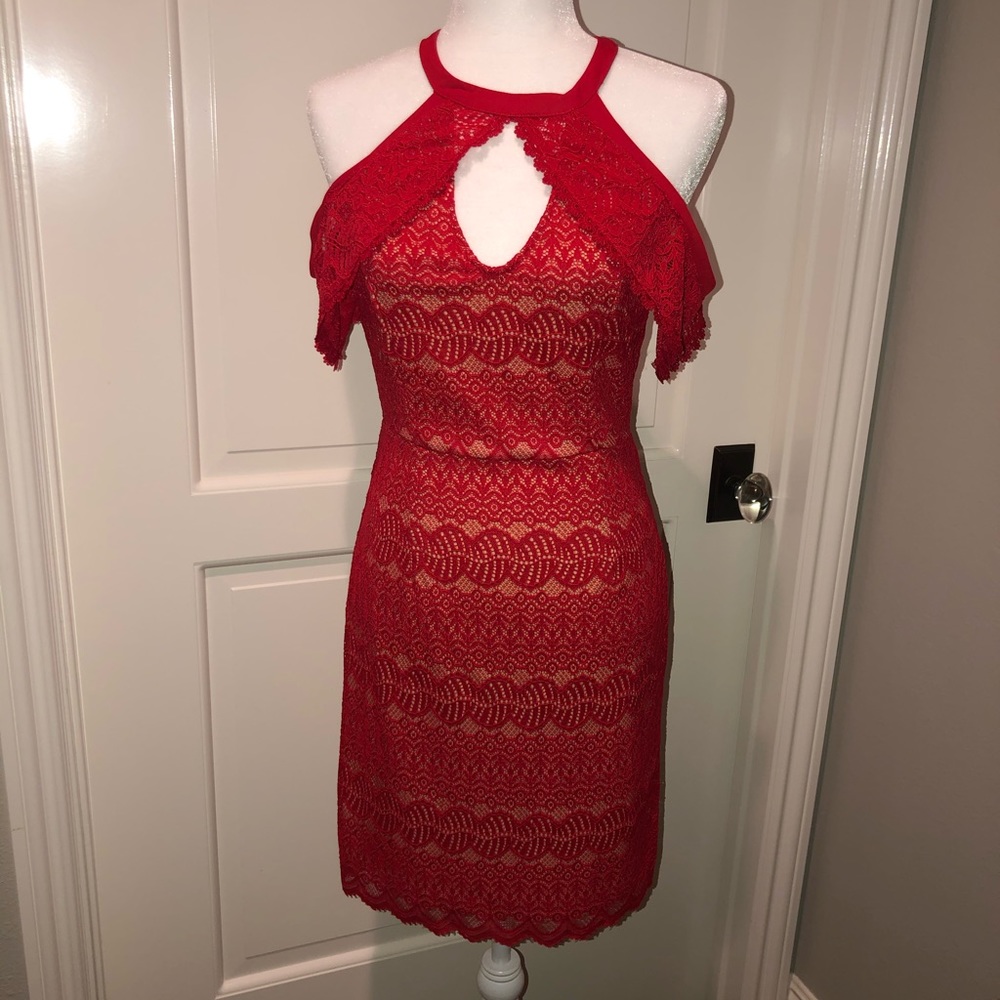 NWT FRANCESCA’S  Cold Shoulder Lace Dress